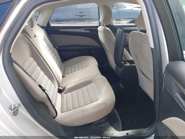 Ford FUSION S 2017 3FA6P0G78HR126228 Image 8