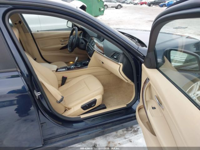 2015 BMW 320I WBA3C3G59FNS73230 Photo 4