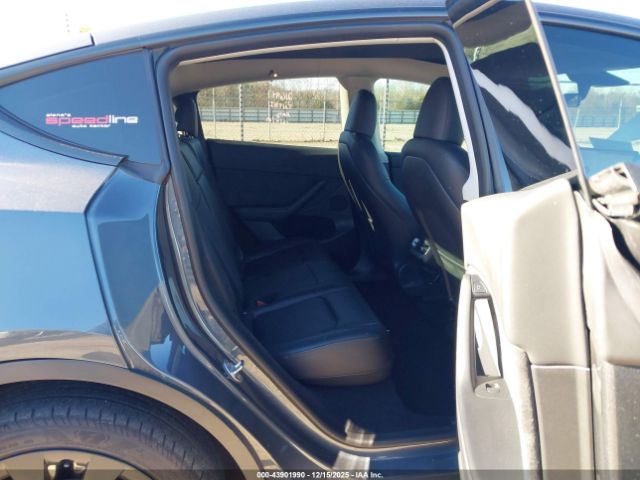 2023 TESLA MODEL Y 7SAYGDEE9PA044441 Photo 7