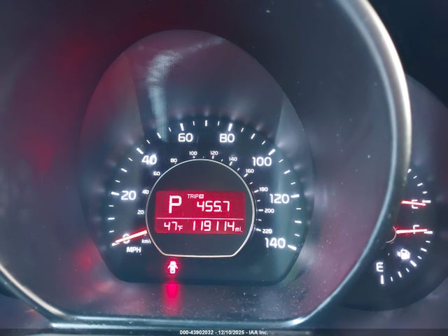 KNDJN2A2XF7753021 KIA Soul