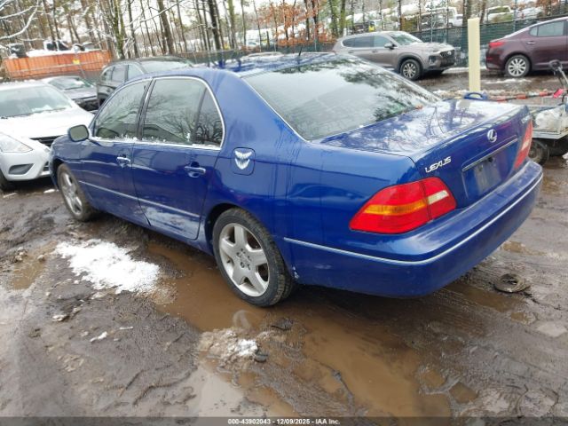 2002 LEXUS LS 430 JTHBN30F520082695 Photo 2