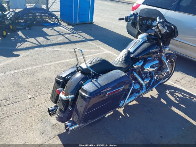 2020 HARLEY-DAVIDSON FLHX 1HD1KBC1XLB628606 Photo 3