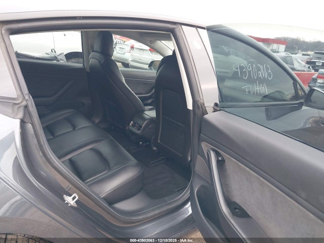 2018 TESLA MODEL 3 5YJ3E1EA6JF048255 Photo 7