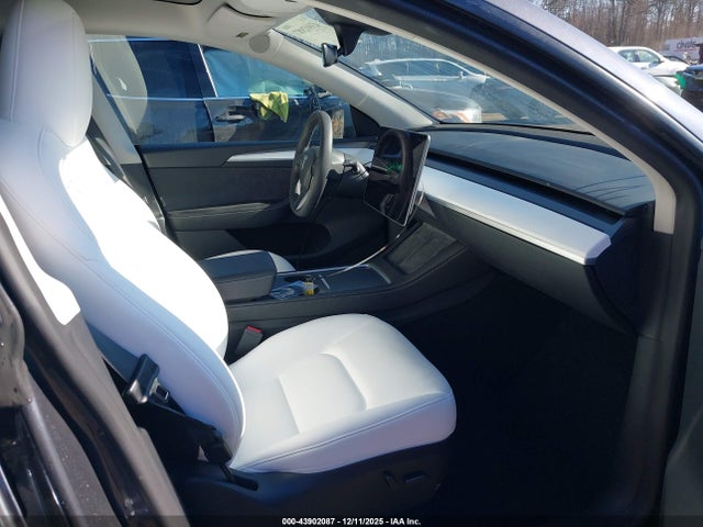 2023 TESLA MODEL Y 7SAYGDEE7PF883698 Photo 4