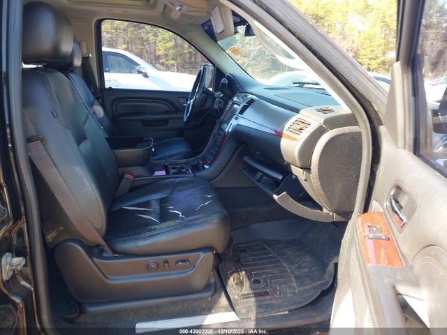 2013 CADILLAC ESCALADE 1GYS3BEF9DR224162 Photo 4