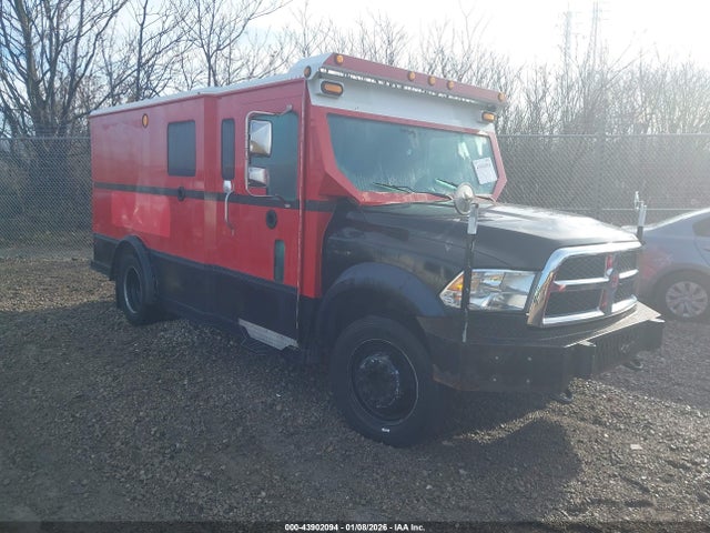 43902094 :رقم المزاد ، 3C7WRMAJ7GG156396 vin ، 2016 Ram 5500 Chassis Tradesman/slt مزاد بيع
