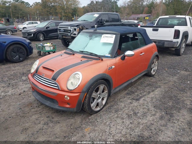 2005 MINI COOPER S WMWRH33495TF81939 Photo 1