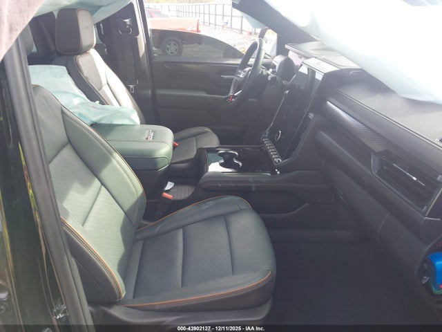1GKS2CRL1SR132270 GMC Yukon 4wd At4