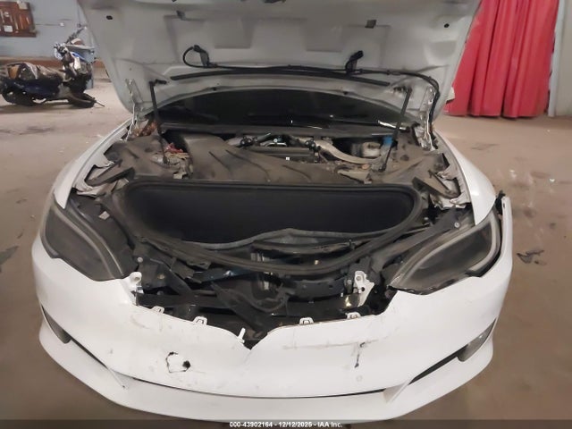 2018 TESLA MODEL S 5YJSA1E2XJF277084 Photo 9