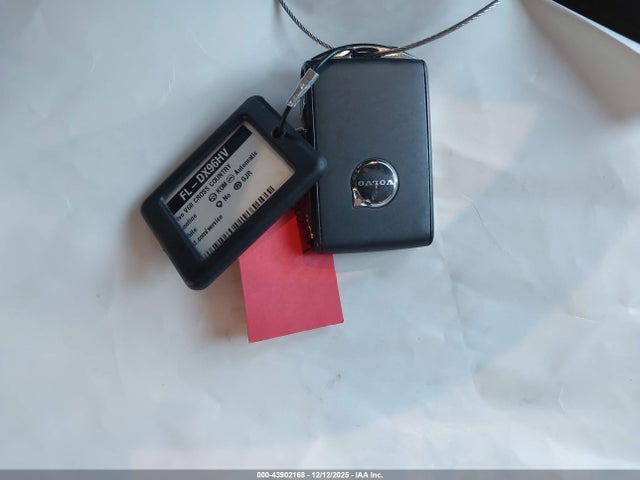 2025 VOLVO V60 CROSS COUNTRY YV4L12WK0S2149799 Photo 10