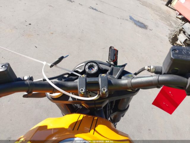 2022 DUCATI SCRAMBLER ML0KAFCP8NT001081 Photo 6