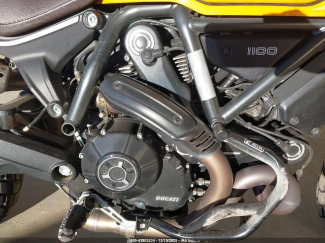 2022 DUCATI SCRAMBLER ML0KAFCP8NT001081 Photo 7