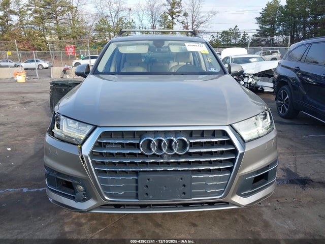 43902241 :رقم المزاد ، WA1LAAF70HD025404 vin ، 2017 Audi Q7 3.0t Premium مزاد بيع