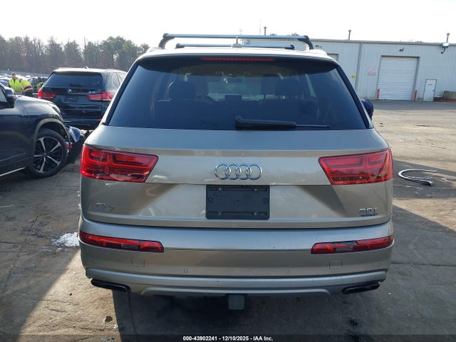 43902241 :رقم المزاد ، WA1LAAF70HD025404 vin ، 2017 Audi Q7 3.0t Premium مزاد بيع
