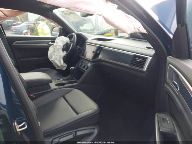 2020 VOLKSWAGEN ATLAS CROSS SPORT 1V25E2CA0LC221526 Photo 4