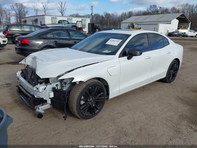 2024 VOLVO S60 RECHARGE PLUG-IN HYBRID 7JRH60FHXRG316428 Photo 1