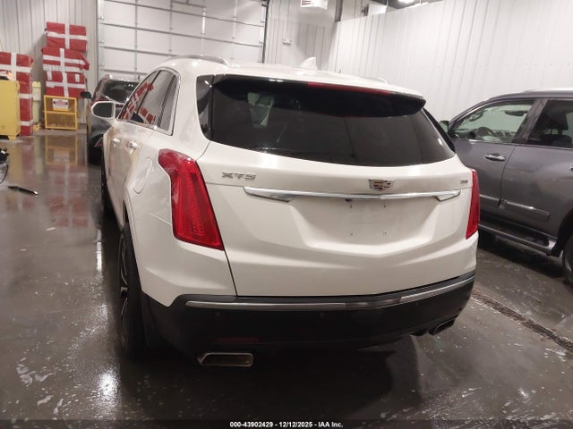1GYKNBRS4HZ138622 Cadillac XT5 LUXURY