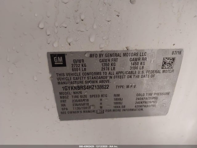 2017 CADILLAC XT5 1GYKNBRS4HZ138622 Photo 8