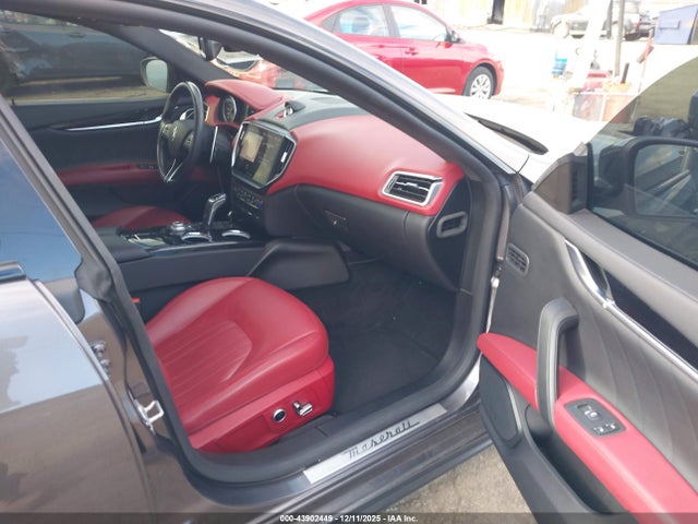 2021 MASERATI GHIBLI ZAM57YTAXM1368413 Photo 4