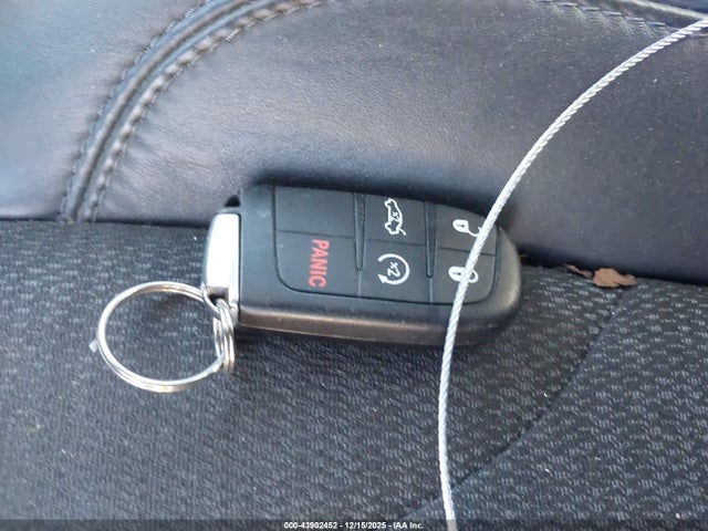 Chrysler 200 S 2015 1C3CCCBB5FN542523 Image 11
