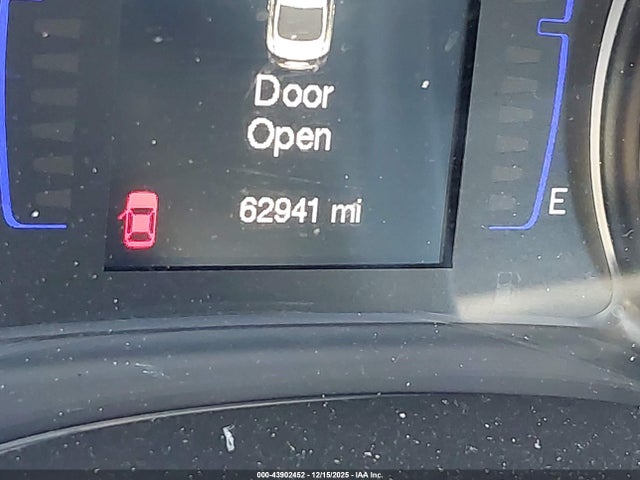 Chrysler 200 S 2015 1C3CCCBB5FN542523 Image 7