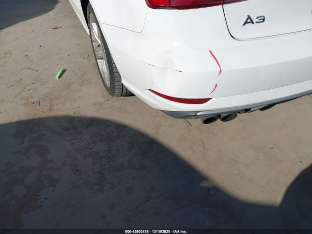 2017 AUDI A3 WAUAUGFF7H1056033 Photo 5