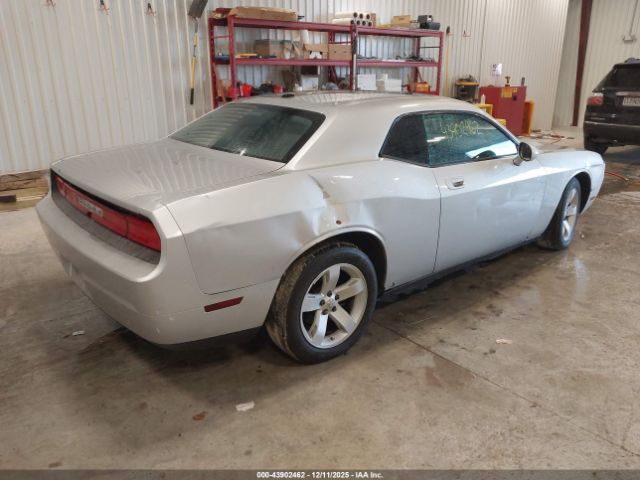 2010 DODGE CHALLENGER 2B3CJ4DVXAH314163 Photo 3