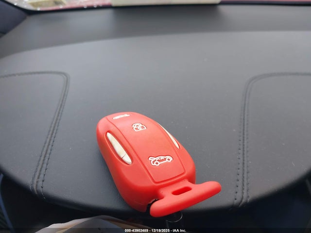 2018 TESLA MODEL X 5YJXCAE24JF112910 Photo 10