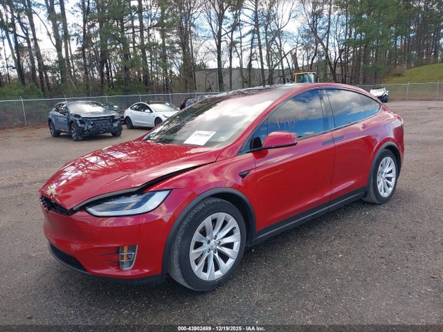 2018 TESLA MODEL X 5YJXCAE24JF112910 Photo 1
