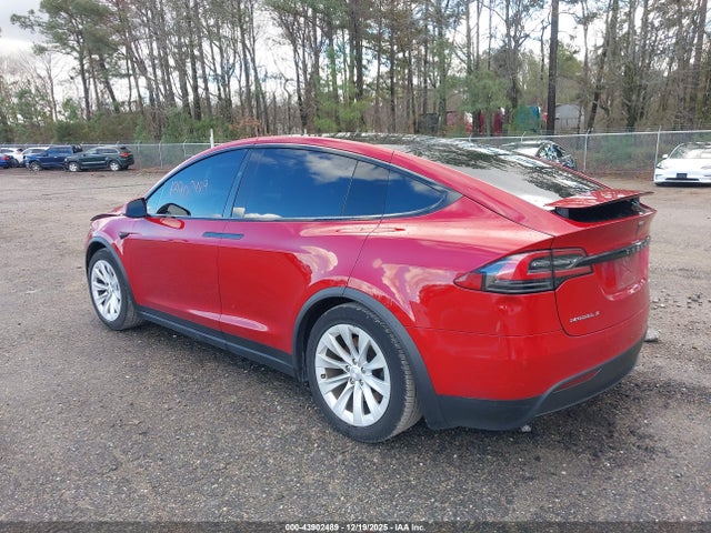 2018 TESLA MODEL X 5YJXCAE24JF112910 Photo 2