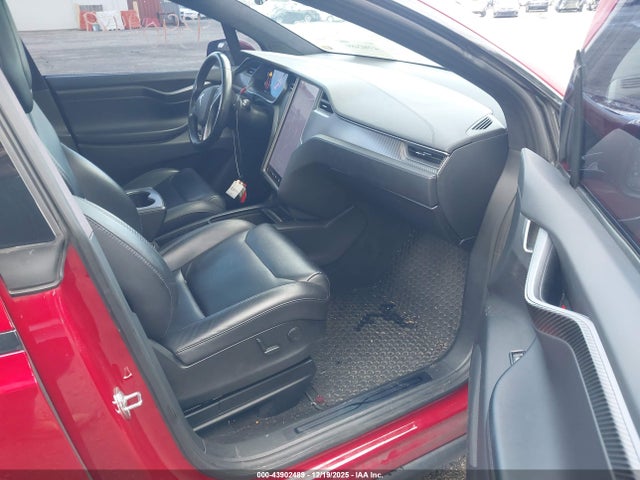 2018 TESLA MODEL X 5YJXCAE24JF112910 Photo 4