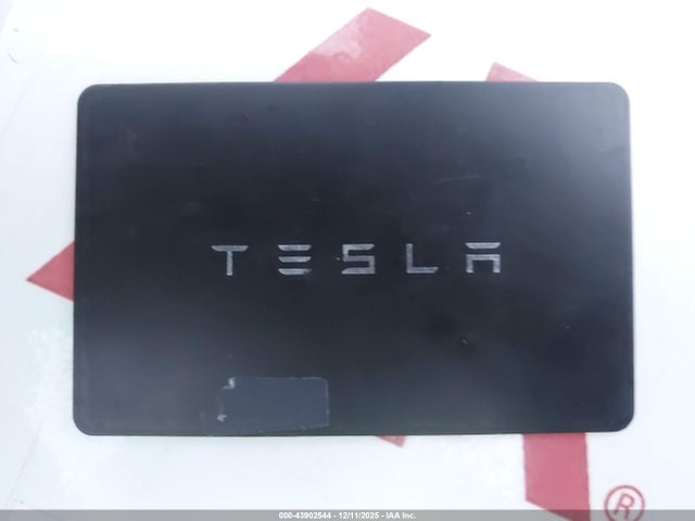2022 TESLA MODEL Y 7SAYGDEE1NF358519 Photo 10