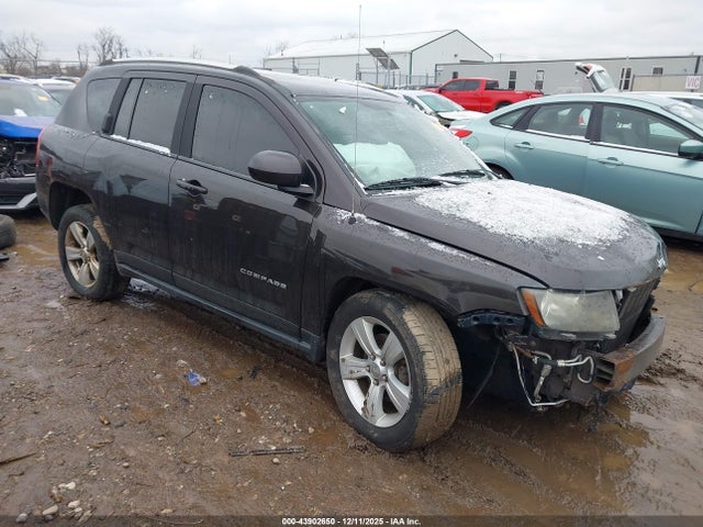 2014 JEEP COMPASS 1C4NJDEB7ED845822 Photo 0