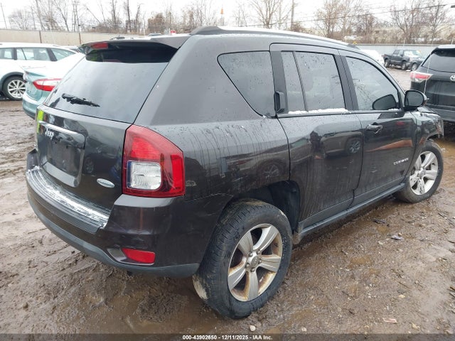 2014 JEEP COMPASS 1C4NJDEB7ED845822 Photo 3