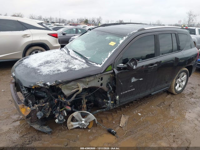 2014 JEEP COMPASS 1C4NJDEB7ED845822 Photo 5