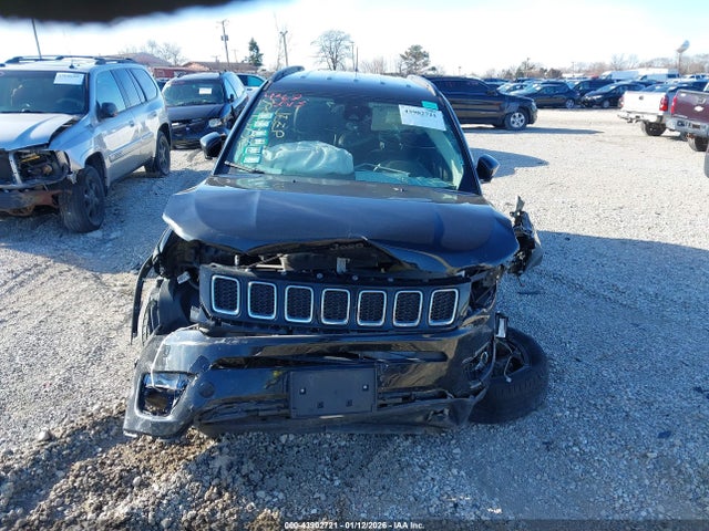 2018 Jeep Compass Limited 4x4 მანქანა იყიდება აუქციონზე, vin: 3C4NJDCB2JT440622, აუქციონის ნომერი: 43902721