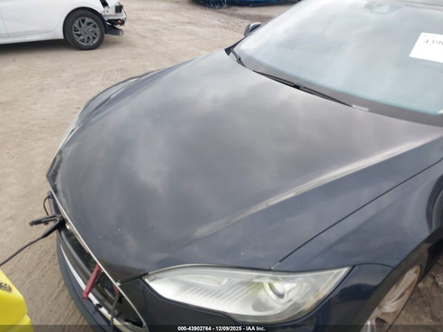 2014 TESLA MODEL S 5YJSA1H14EFP61454 Photo 9