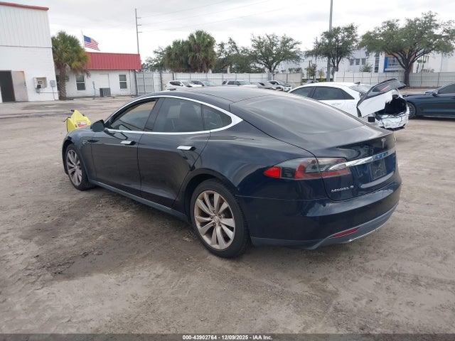 2014 TESLA MODEL S 5YJSA1H14EFP61454 Photo 2
