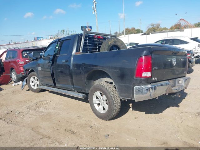 2017 RAM 1500 1C6RR6GG0HS678922 Photo 2