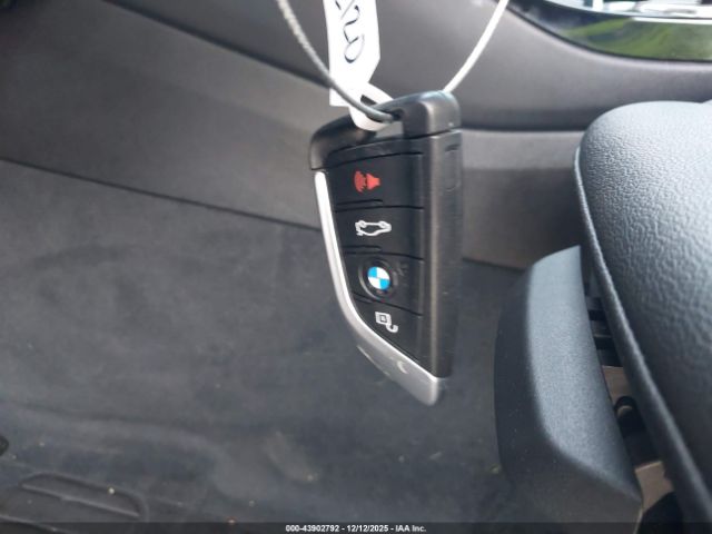 2019 BMW X3 5UXTR7C55KLR51667 Photo 10