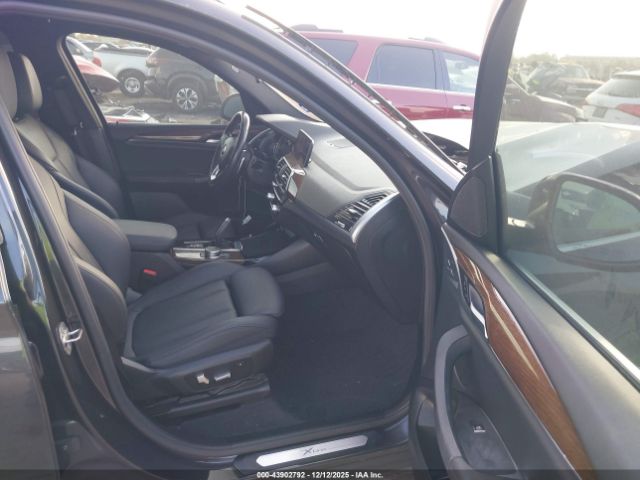 2019 BMW X3 5UXTR7C55KLR51667 Photo 4