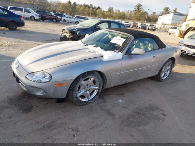 1998 JAGUAR XK8 SAJGX2247WC028358 Photo 1