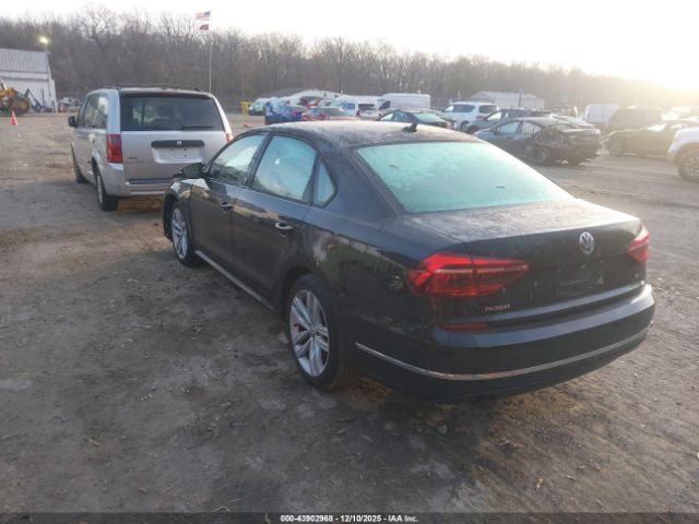 2019 VOLKSWAGEN PASSAT 1VWLA7A31KC003757 Photo 2