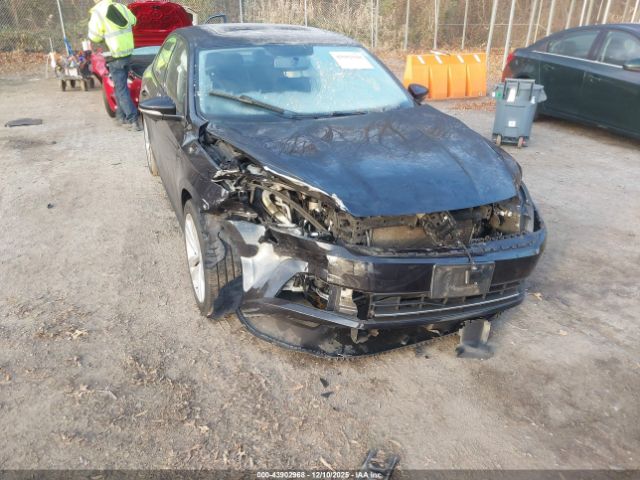 2019 VOLKSWAGEN PASSAT 1VWLA7A31KC003757 Photo 5