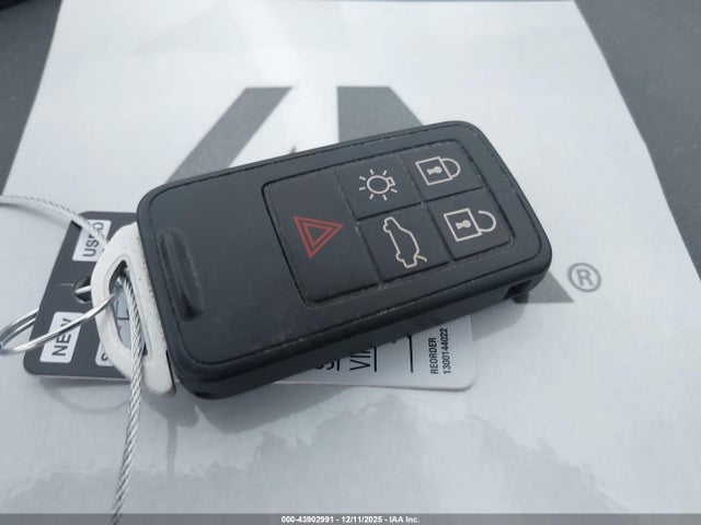 2017 VOLVO S60 INSCRIPTION LYV402HK8HB140475 Photo 10