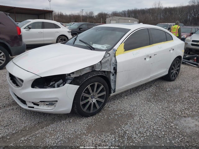 2017 VOLVO S60 INSCRIPTION LYV402HK8HB140475 Photo 1