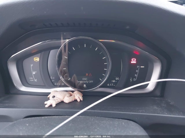 2017 VOLVO S60 INSCRIPTION LYV402HK8HB140475 Photo 6