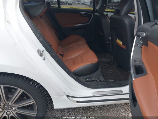 2017 VOLVO S60 INSCRIPTION LYV402HK8HB140475 Photo 7