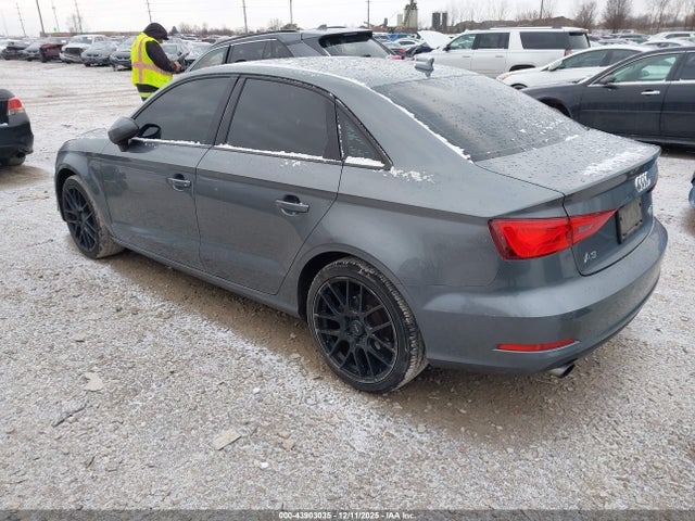 2016 AUDI A3 WAUB8GFF3G1082619 Photo 2