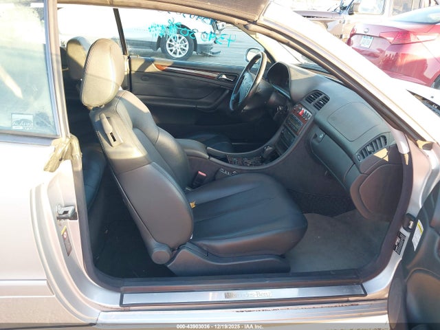 2001 Mercedes-benz Clk 320 მანქანა იყიდება აუქციონზე, vin: WDBLK65G31T091764, აუქციონის ნომერი: 43903036